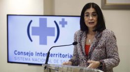 Darias calcula que el 60% de los pacientes en UCI por coronavirus no están vacunados
