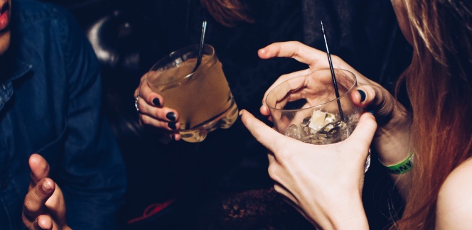 La plataforma ‘Denuncia tu bar’ recoge un centenar de denuncias de abusos por sumisión química en locales