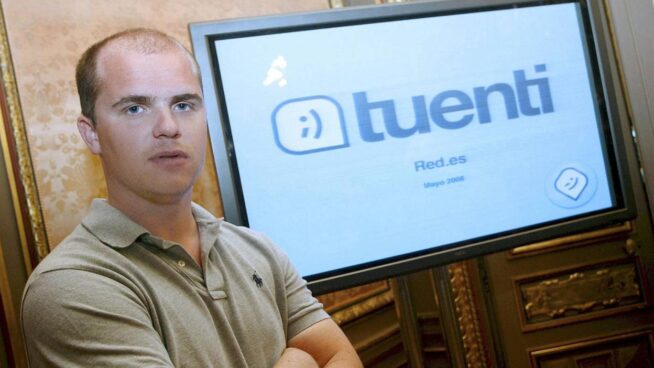 El fundador de Tuenti denuncia que un grupo de encapuchados le robaron objetos personales pero no bitcoines