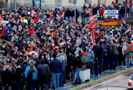 Los sindicatos suspenden la huelga del metal de Cádiz