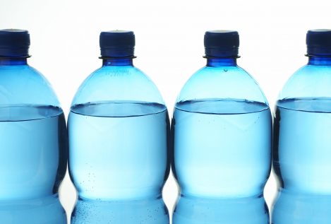 No es un mito: beber agua te ayuda a adelgazar y acelera el metabolismo