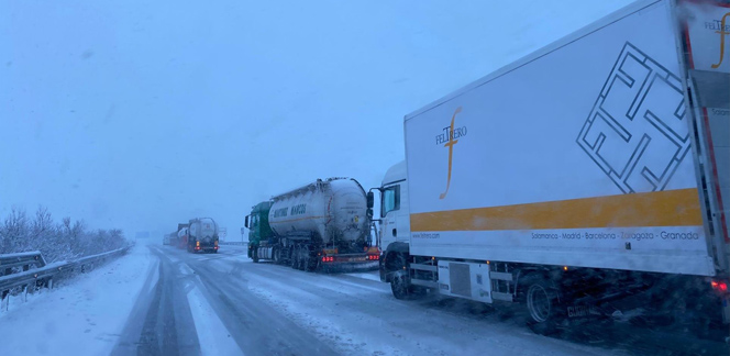 Las nevadas, la lluvia y el viento ponen en alerta a 12 comunidades, la mitad en naranja