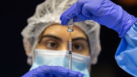 La vacuna de covid española basada en el ADN llegará en 2022