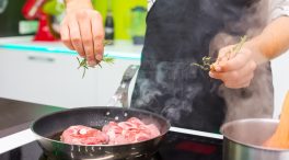 Cómo ahorrar en la cesta de la compra y comer más sano en 5 tips