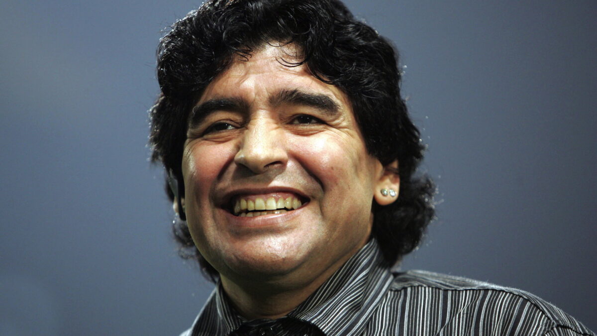 Maradona: Dios y el Diablo siguen la pelea