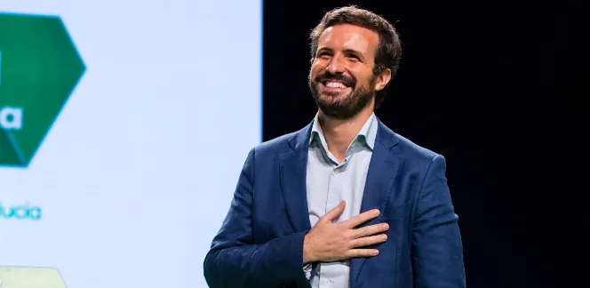 La Fundación Francisco Franco agradece a Casado su asistencia a la misa del 20N