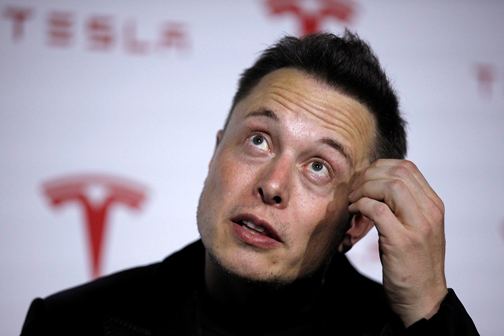 JPMorgan demanda a Tesla por ruptura de contrato