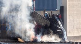 (VÍDEO) La huelga indefinida del metal en Cádiz provoca fogatas y cortes de tráfico