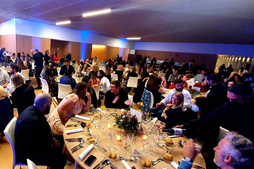 Sanidad recomienda limitar el número de participantes en eventos navideños