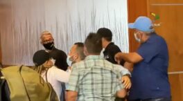(VÍDEO) Un candidato opositor venezolano abofetea a otro frente a la observadora jefa de UE a pocos días de las elecciones