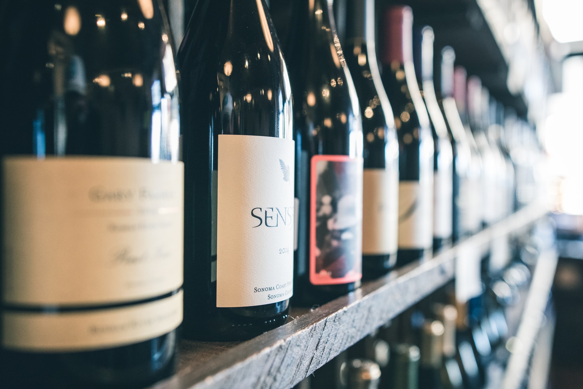 Las telenovelescas guerras y la tragedia comercial del vino español