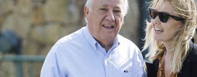 Amancio Ortega cobrará 1.108 millones de Inditex, la mitad de lo previsto para todo el año