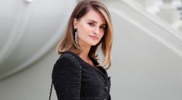 Penélope Cruz vuelve a España «por la puerta de atrás», literalmente