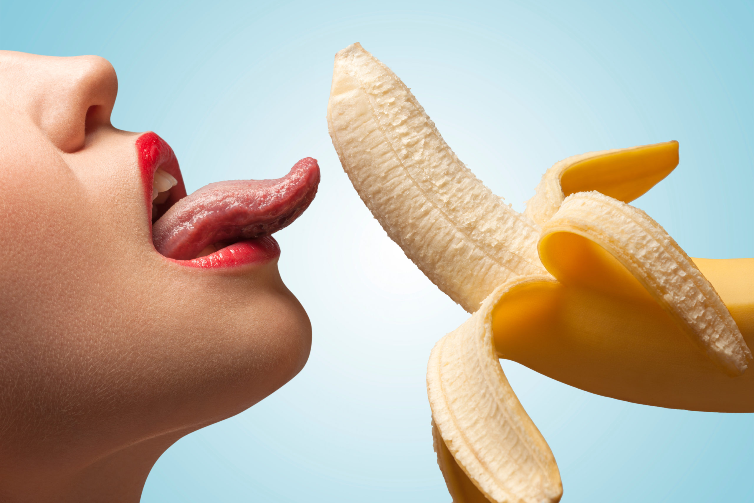 ¿Por qué a los hombres les gusta tanto el sexo oral? Una experta lo aclara