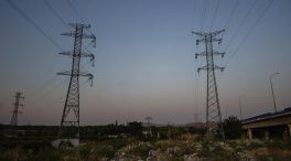 La luz baja casi un 10% este miércoles, hasta los 247,21 euros/MWh