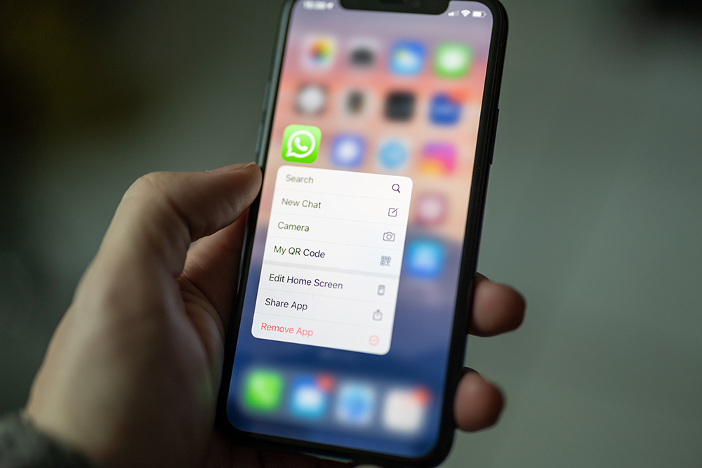 WhatsApp lanza su propio creador de stickers para que dejemos de usar apps de terceros