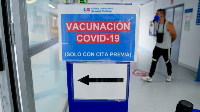Fin de la vacunación 'libre' en Madrid: la cita previa ya es obligatoria para recibir la dosis