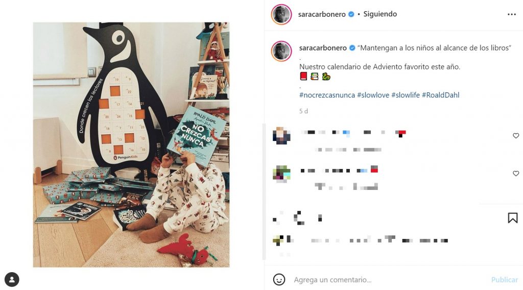 Lectora empedernida, esta pasión se la ha transmitido a sus hijos, que disfrutan de su particular calendario de Adviento (@saracarbonero)