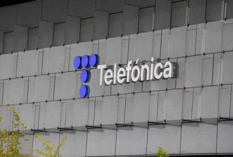 Los sindicatos de Telefónica aprueban el plan de bajas que se firmará este martes