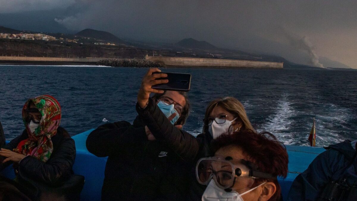 La Palma se prepara para un aluvión de turistas en el puente atraídos por el volcán