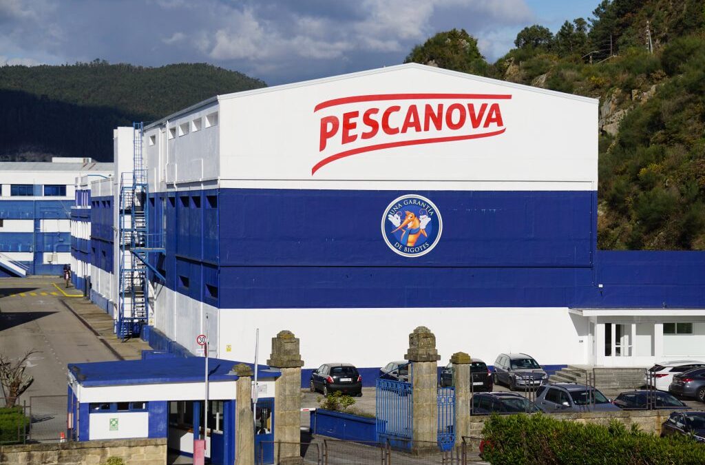 Los trabajadores de Nueva Pescanova, a un paso de parar la producción en Navidad