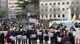 Manifestación multitudinaria en Cuenca contra el desmantelamiento del tren convencional