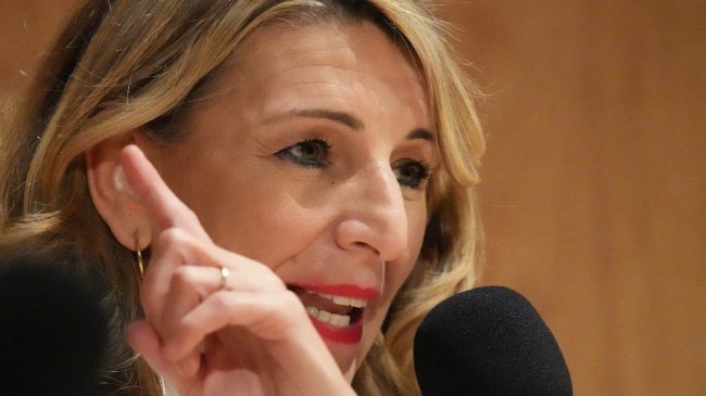 Yolanda Díaz arrancará 2022 con un nuevo pulso a Sánchez por el SMI