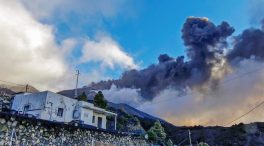 Mientras haya tremor y dióxido de azufre la erupción de La Palma sigue, según científicos
