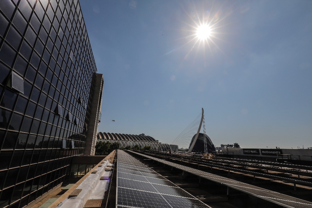 La UE sacude el autoconsumo con un IVA reducido para las placas solares