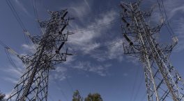 Las eléctricas quieren un fondo que garantice los contratos a plazo de energía con las pymes