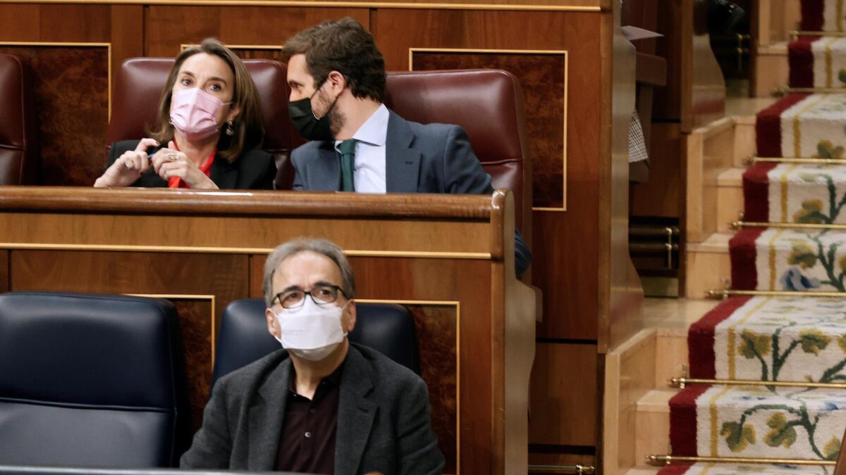 Pablo Casado acusa a Pedro Sánchez de usar a las comunidades «de escudos humanos»