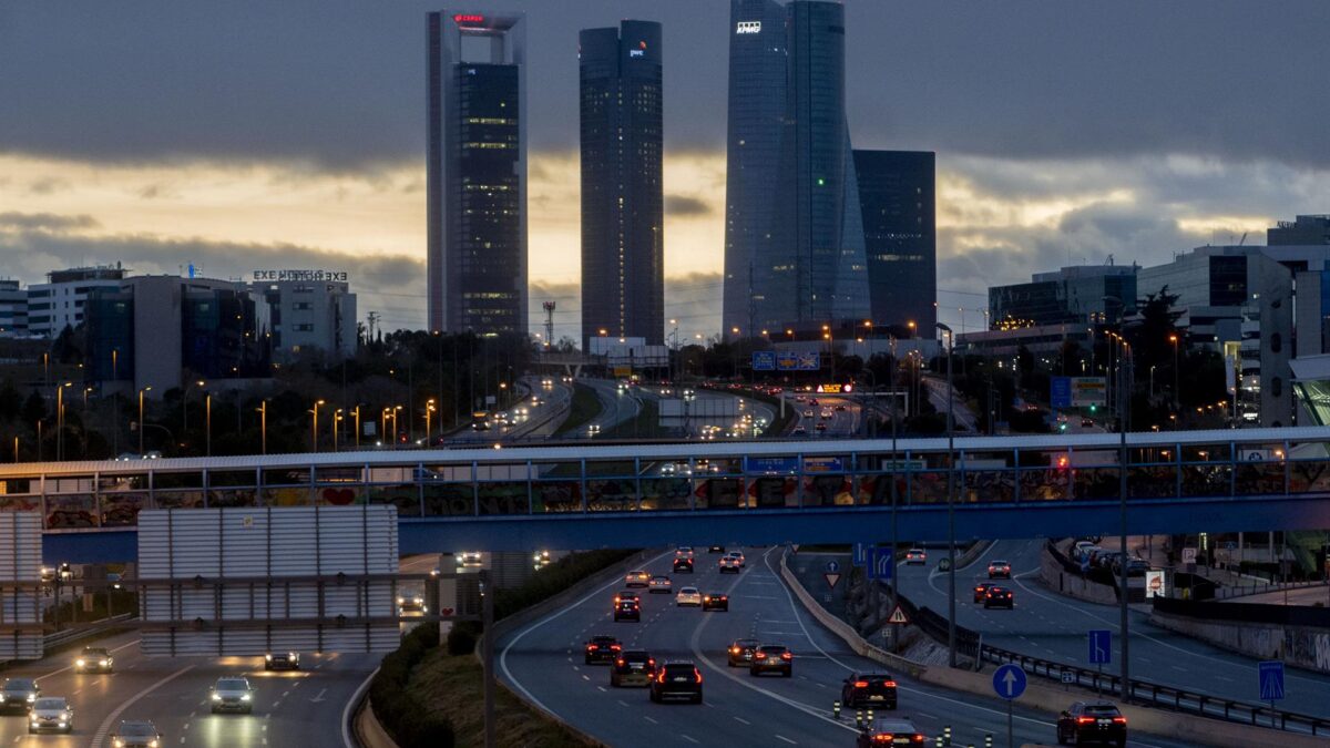 Madrid activa este jueves el protocolo anticontaminación y limita a 70 km la velocidad en M-30 y accesos