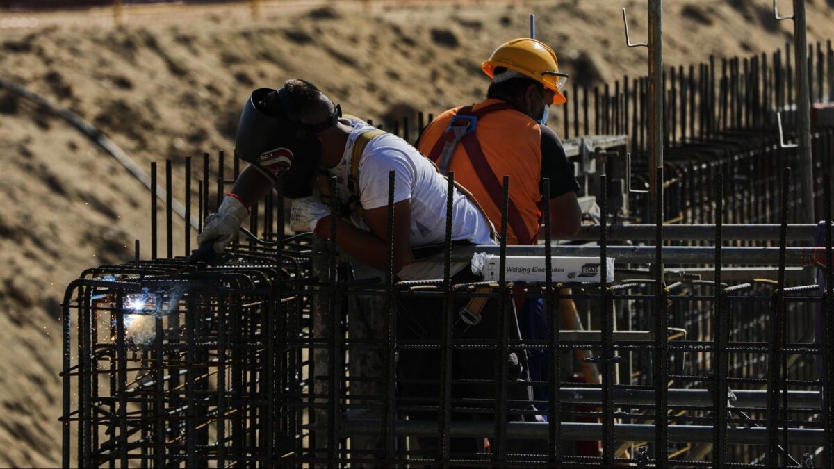 Casi cuatro de cada diez españoles están sobrecualificados para su puesto de trabajo