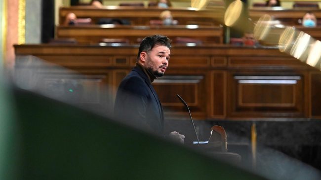 Rufián culpa al «desastre» de los nuevos portavoces del PSOE el retraso en los Presupuestos