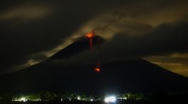 La erupción del volcán Semeru deja un muerto y cientos de evacuados