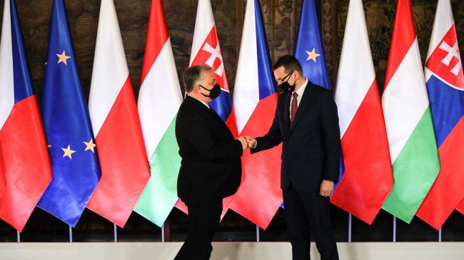 Golpe judicial a Polonia y Hungría: un abogado general de la UE avala vincular los fondos europeos al Estado de Derecho