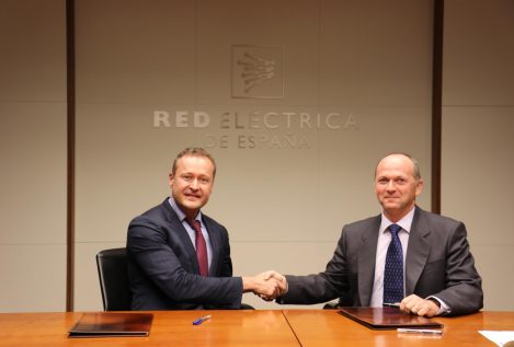 Red Eléctrica se une con KKR para invertir en Reintel, el operador de fibra oscura