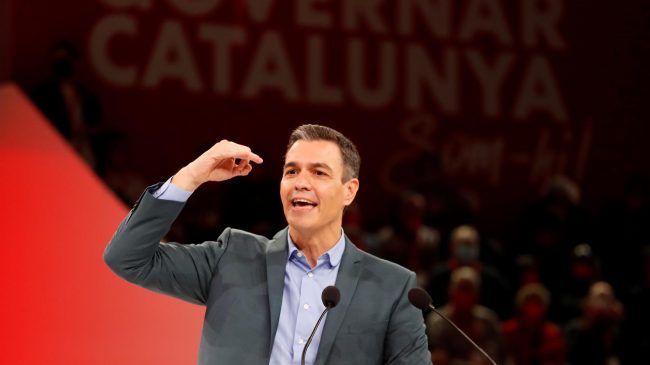 El PSOE amplía su ventaja con el PP y le supera en 7,2 puntos, según el CIS