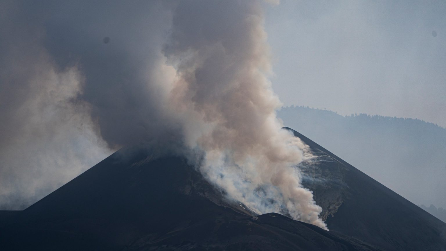 Los topónimos sepultados por el volcán en La Palma y los que nacerán