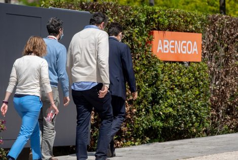 Abengoa decide entre las ofertas de Urbas y Ultramar para vender sus activos más valiosos