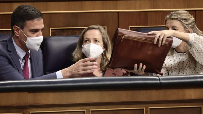 El PSOE y sus socios piden que el Congreso tome medidas contra un grupo de periodistas incómodos