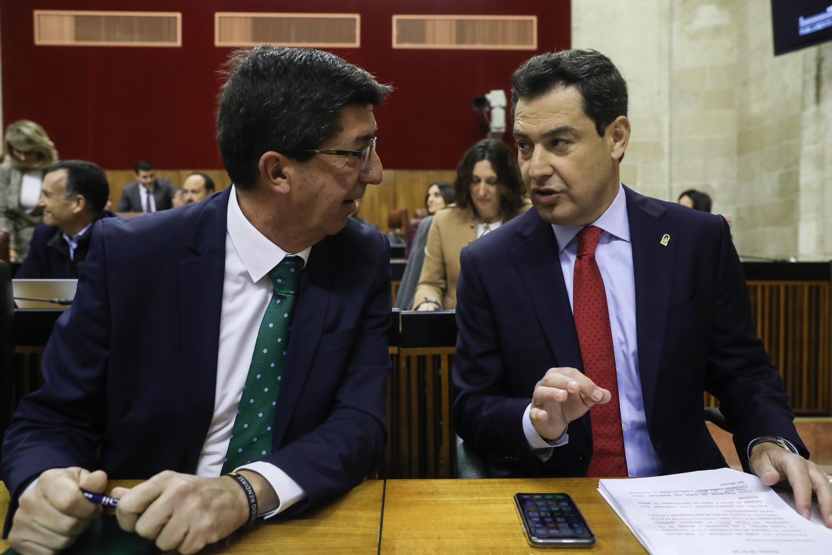 PP y Cs respaldan a la consejera andaluza imputada en un caso de corrupción