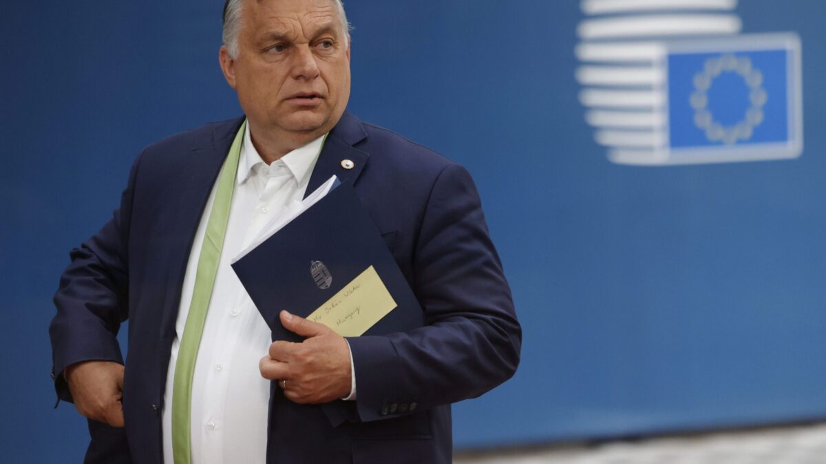 Orbán asegura que la UE quiere «intervenir» en las elecciones húngaras para sacarlo del poder