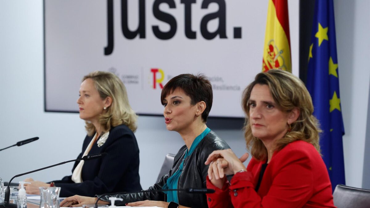 El Gobierno anuncia nuevas medidas para atajar la escalada de la luz ante un nuevo máximo