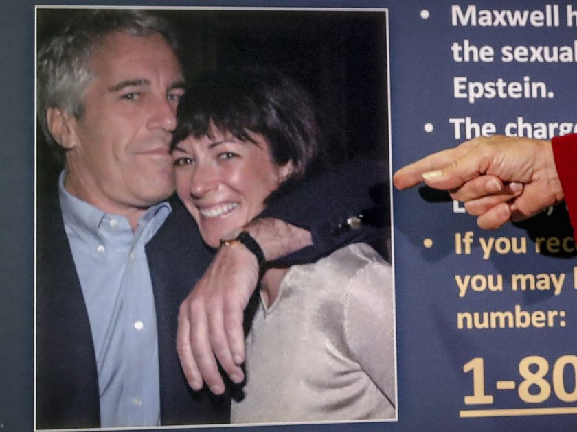 La examante de Jeffrey Epstein, culpable de tráfico sexual de menores: pasará su vida en prisión