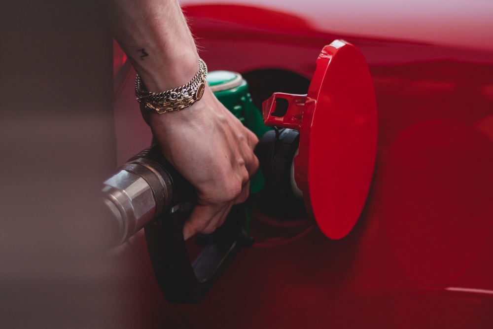 Un estudio asegura que los combustibles sintéticos contaminan igual que la gasolina