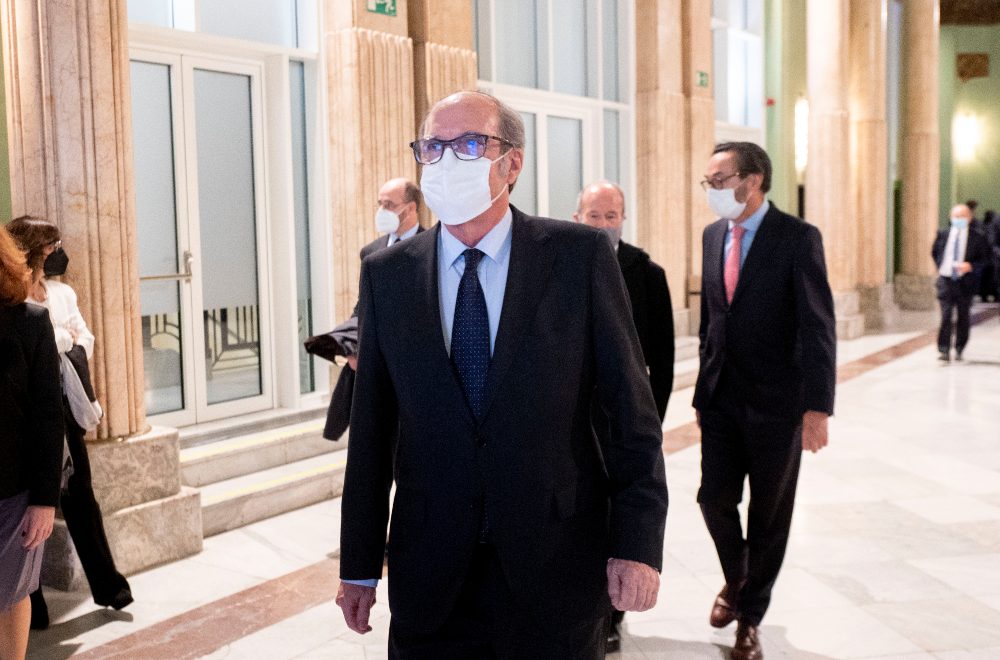 Gabilondo investiga las «dificultades» en la admisión de alumnos en varias universidades de Madrid