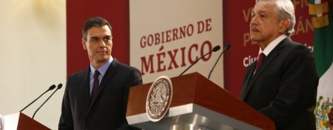 Sánchez descoloca a López Obrador al retrasar el plácet de su embajador en España