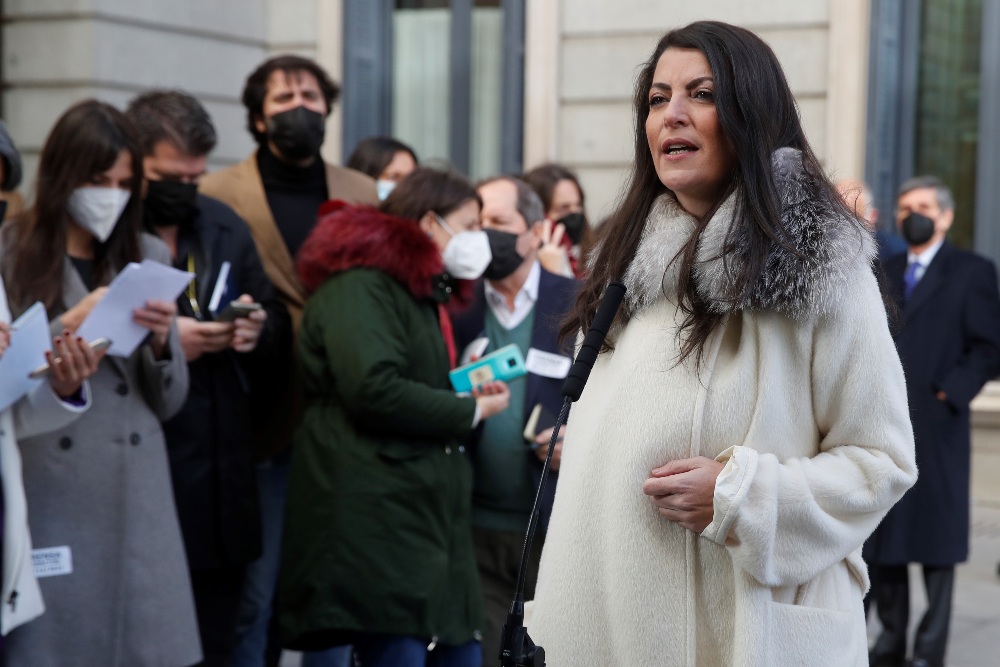 Revuelo en Vox por el «destierro» de Macarena Olona a Andalucía