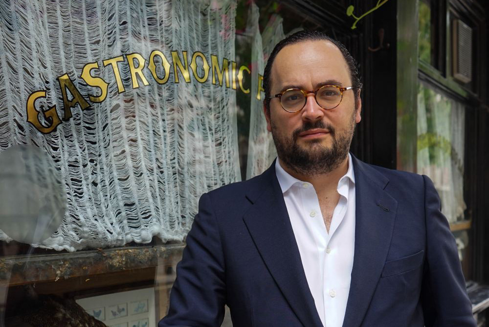 Ignacio Peyró en la corte del rey Arturo
